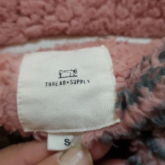 Thread & Supply Multicolor Check Plaid Teddy Jacket Size S - Picture 9 of 11